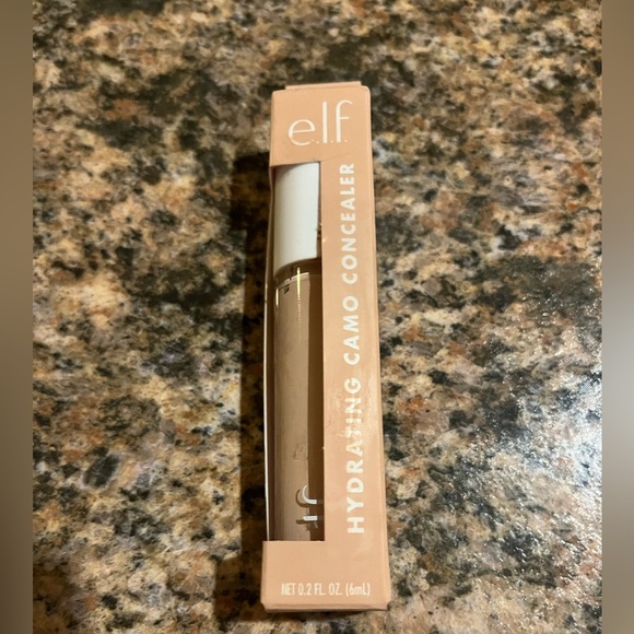 E.l.f Camo Concealer - Picture 1 of 4